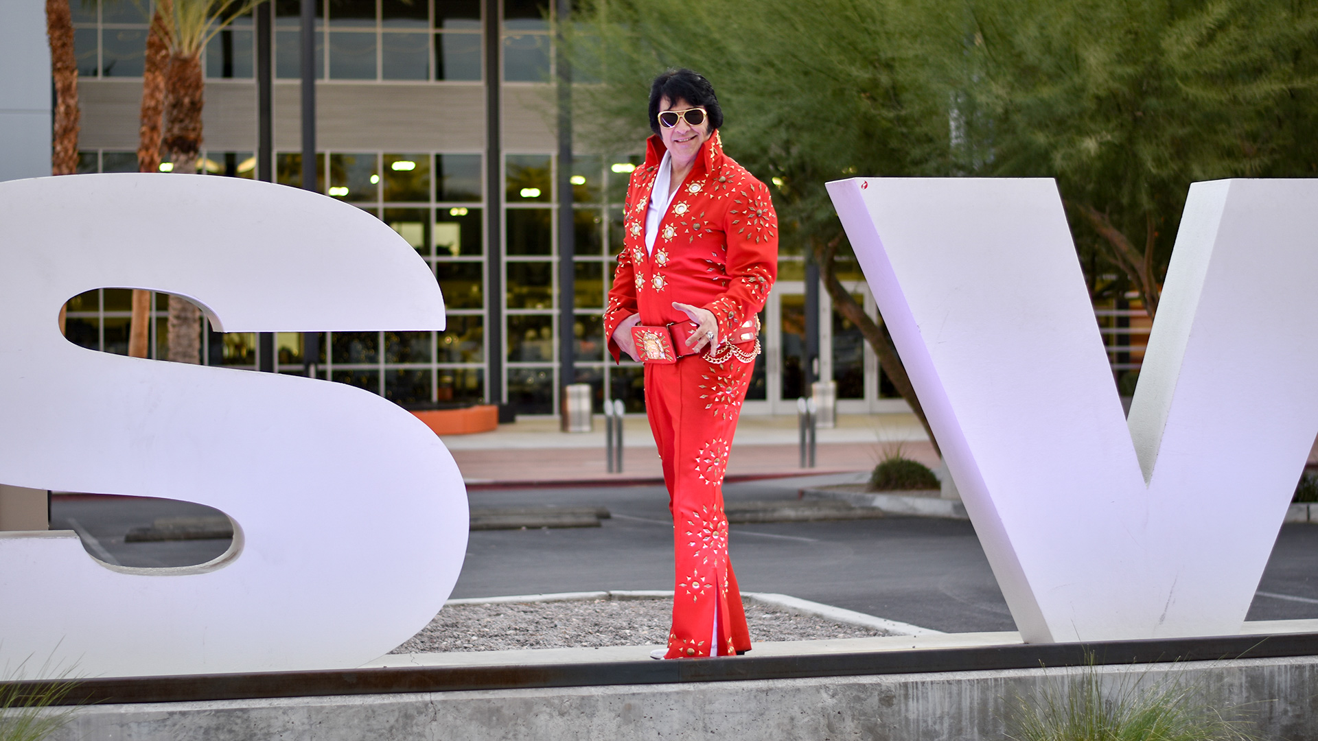 Las Vegas Elvis Impersonator, Michael Conti